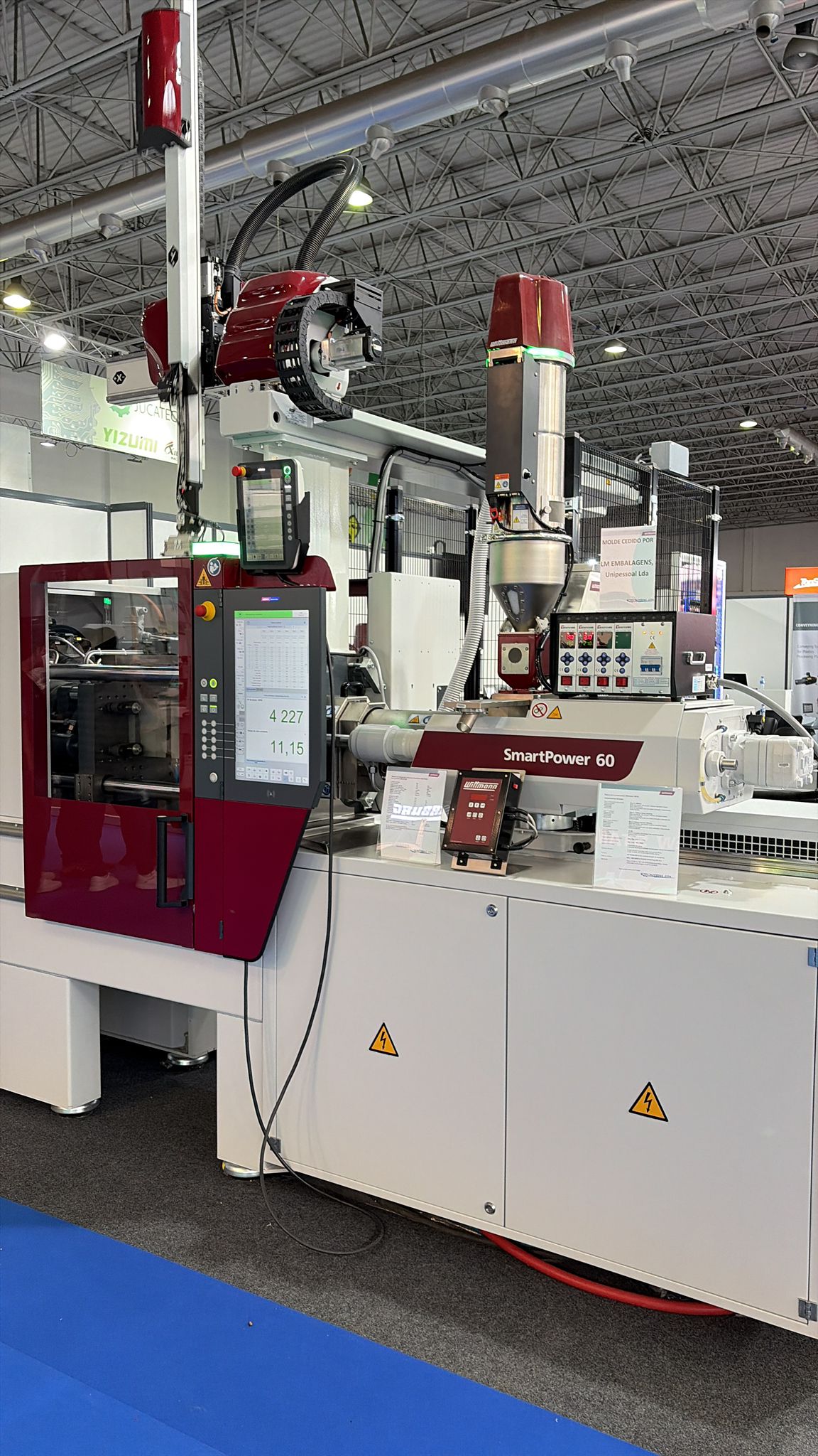 Equipa Norporgest a receber empresas na Moldplás